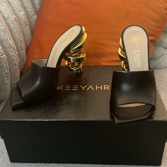 NIB , KEEYAHRI Black Calf leather Super Gorgeous  Heels  shoes size 36 ๐ธ - Picture 8 of 12